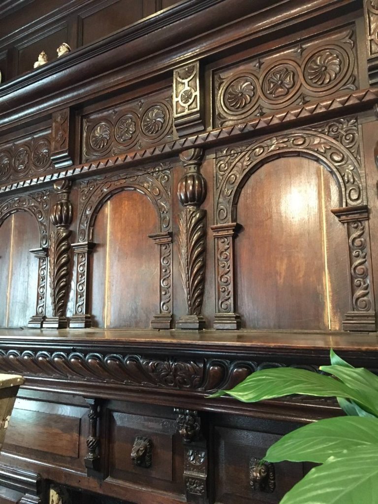 TN RICHARDS - Antique Furniture Restoration Chester